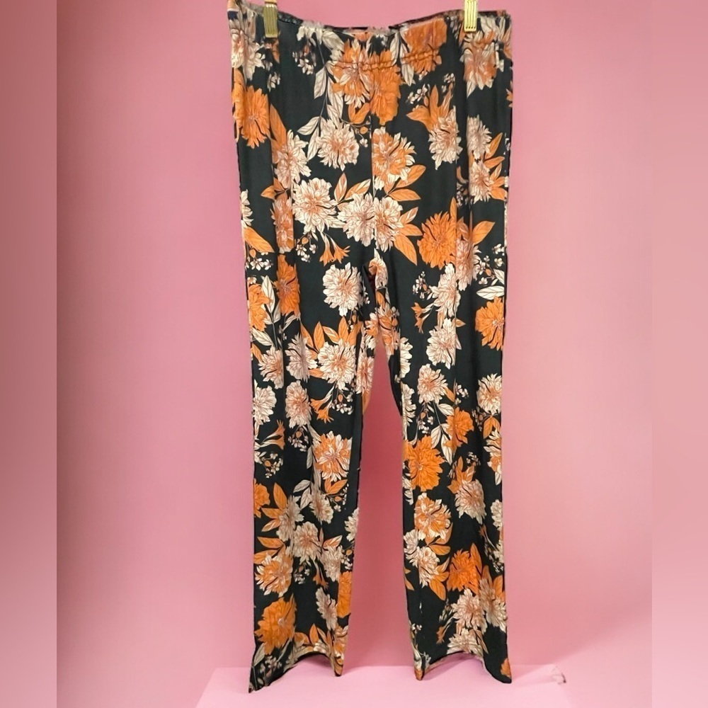 Size S Pajama Lounge dark green & orange  floral Pattern PJs pants NWOT